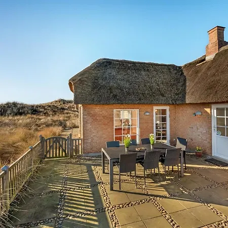 Haerulf - 300m From The Sea By Interhome Feriehus